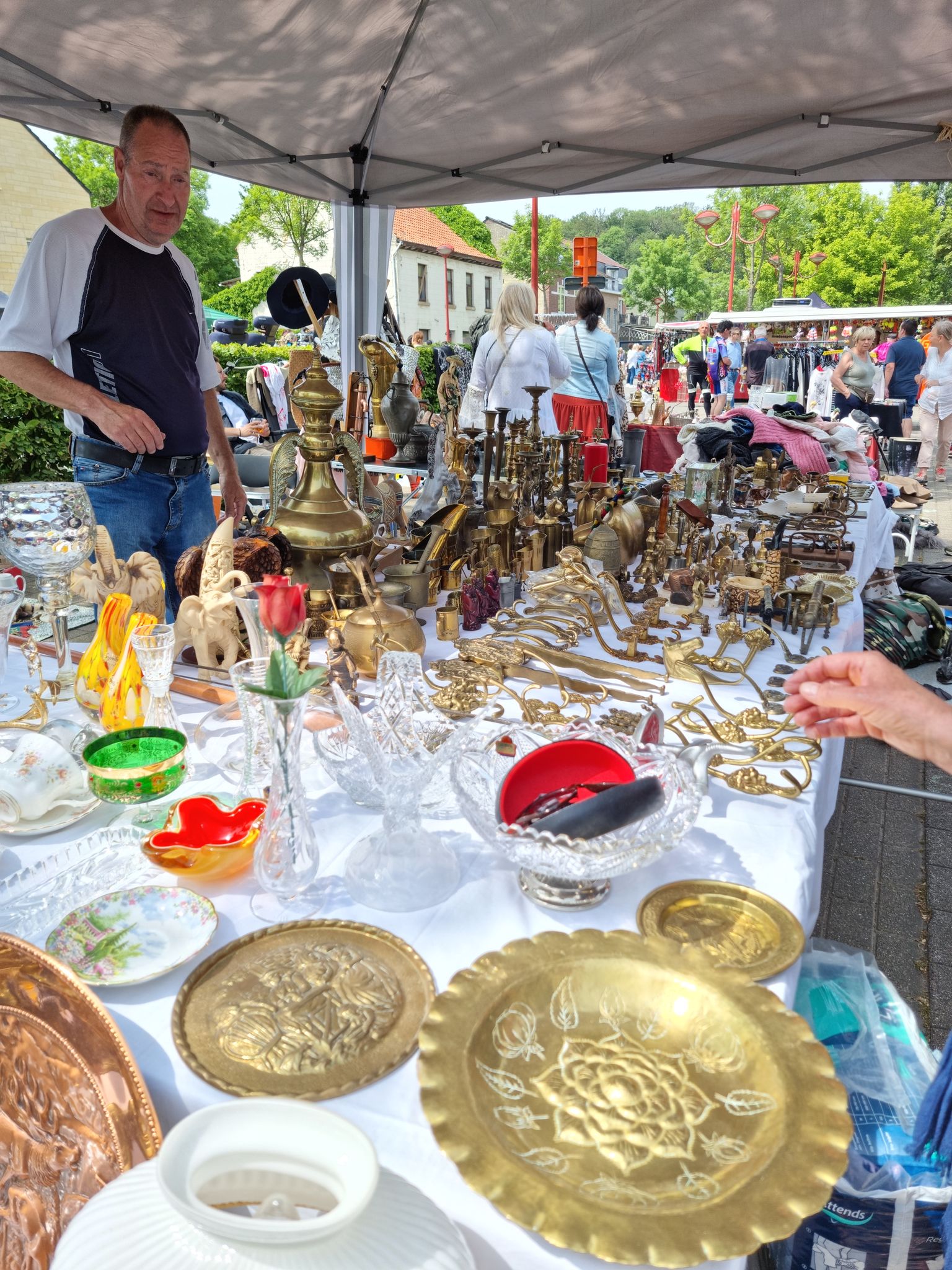 Rommel- en Antiekmarkt in Kanne in Seizoensgebonden